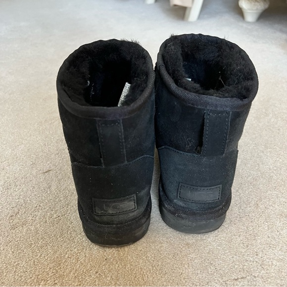 Ugg Classic Mini Boots Black Size 9 - Picture 4 of 6